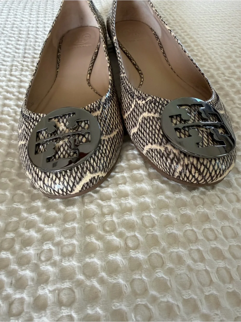 Tory Burch Reva Snake Print Leather Ballet Flats Logo 9.5